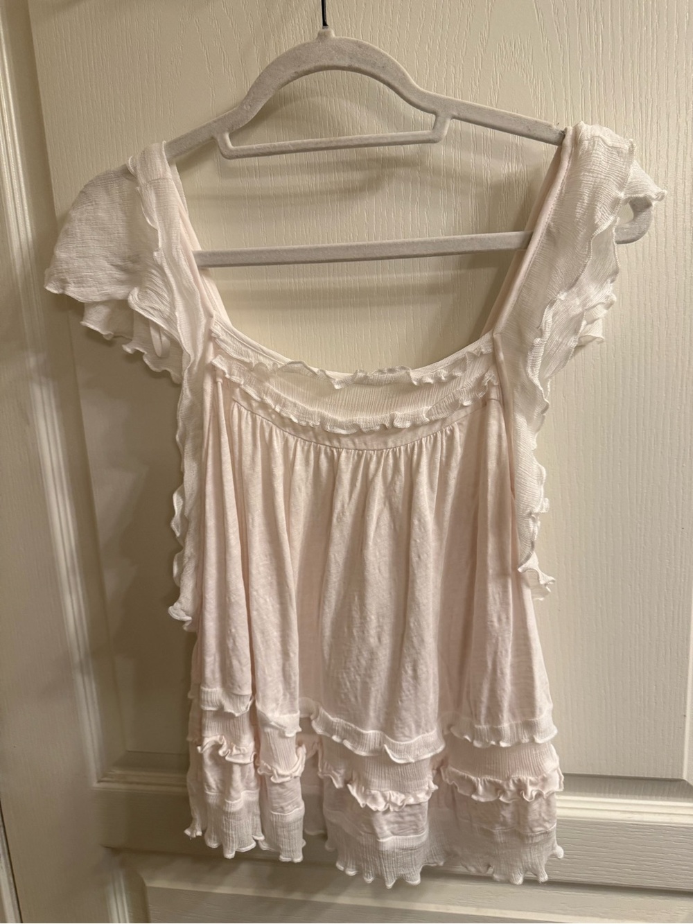 Anthropology White Ruffled Women’s Top